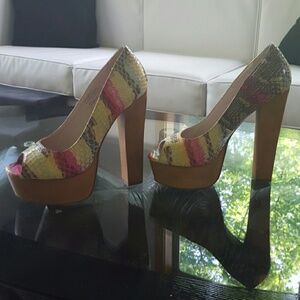 Zigi soho Jaclyn  multicolor faux snakeskin pump